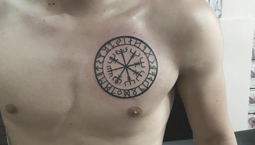 Image of Viking compass vegvisir tattoo