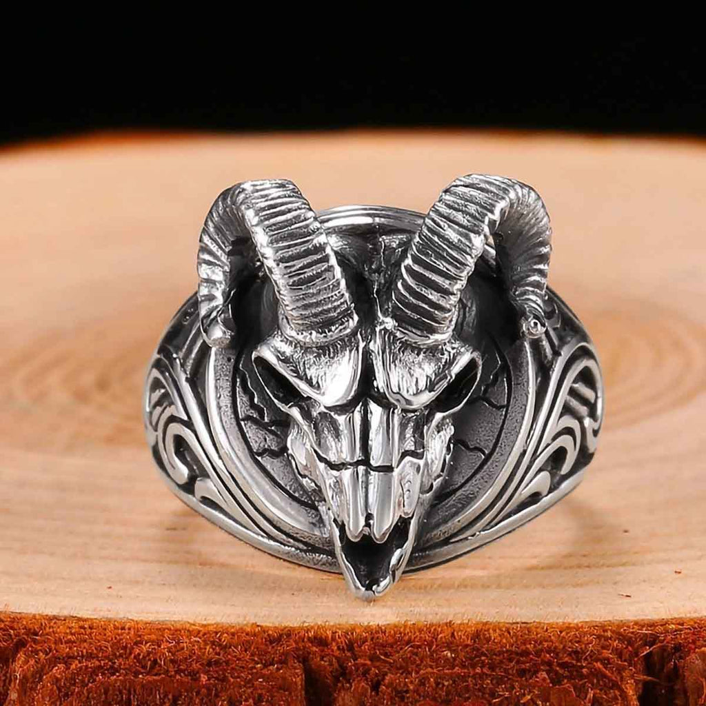 925 Sterling Silver Viking Ram Skull Signet Biker Ring