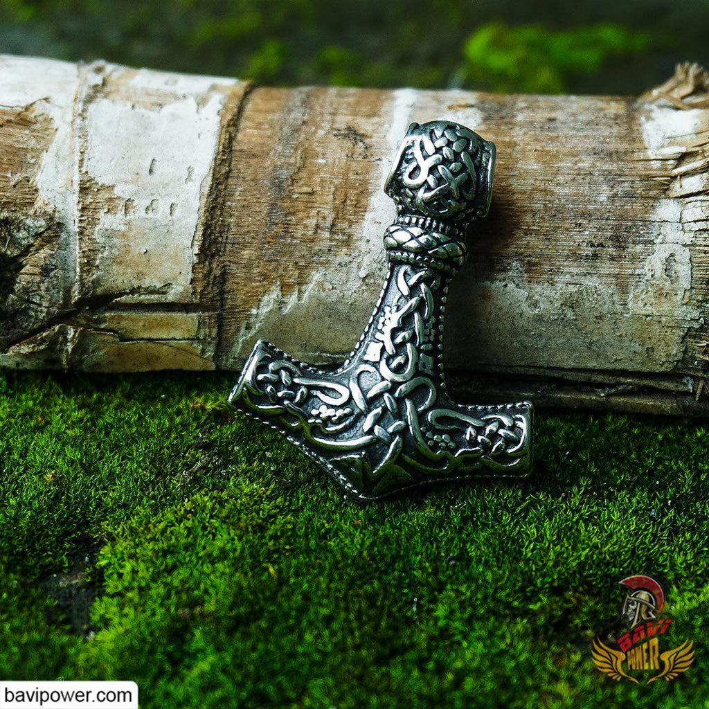 Fenrir Thor's Hammer with Wolf Chain Necklace
