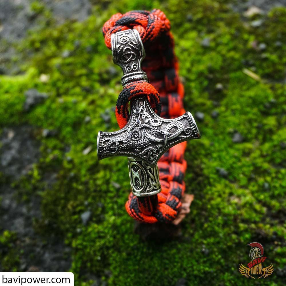 Handmade Paracord Thor's Hammer Bracelet  (3 colors)