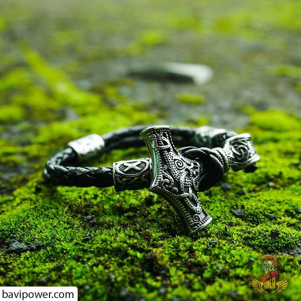 Runic Thor's Hammer Leather Bracelet