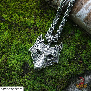 Viking Wolf Head Amulet Pendant Necklace